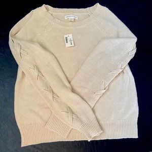 women’s extra small cream sweater